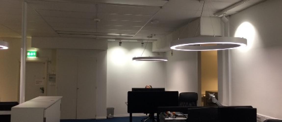 finance-institute-illuminazione