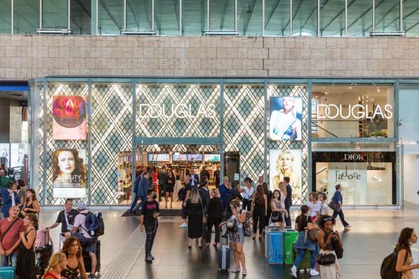 facciata Douglas Roma