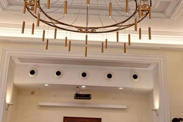 SOO custom e lampadario a sospensione custom